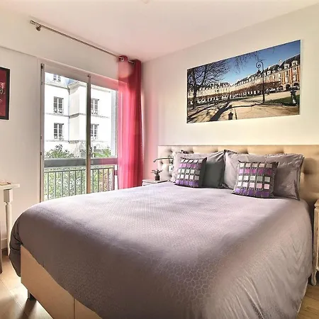 Assia & Nathalie - Luxury Marais