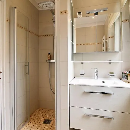 Assia & Nathalie - Luxury Marais