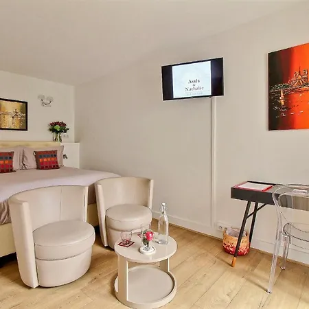 Assia & Nathalie - Luxury Marais