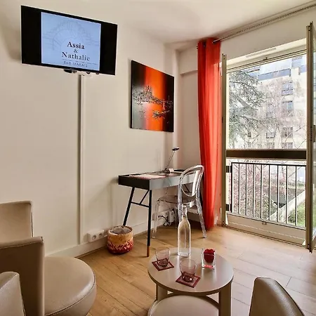 Assia & Nathalie - Luxury Marais Bed & Breakfast Paříž